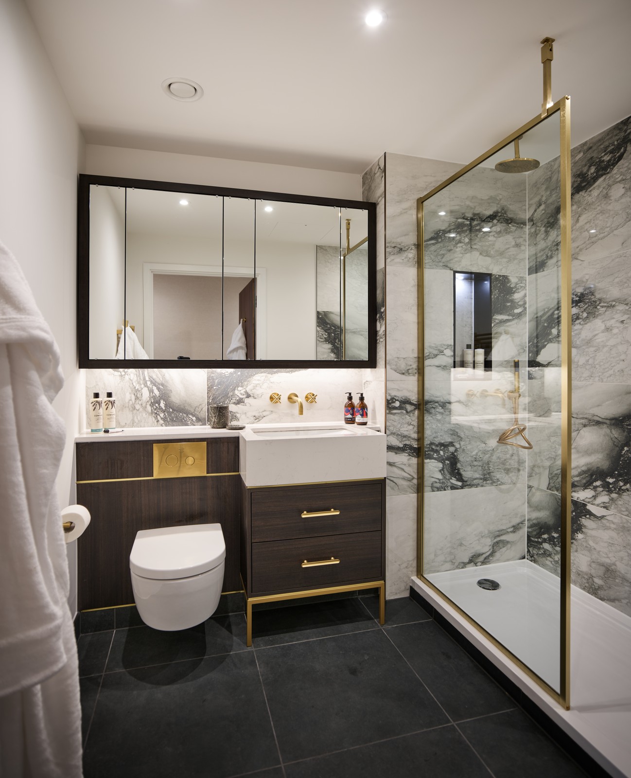 CGY_Bedroom 2_Bathroom 2