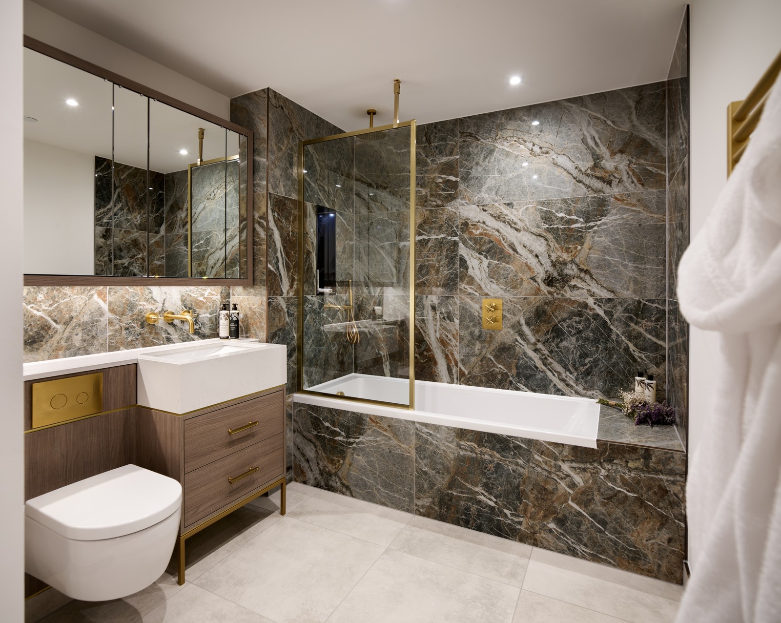 CGY_Bedroom 2_Bathroom