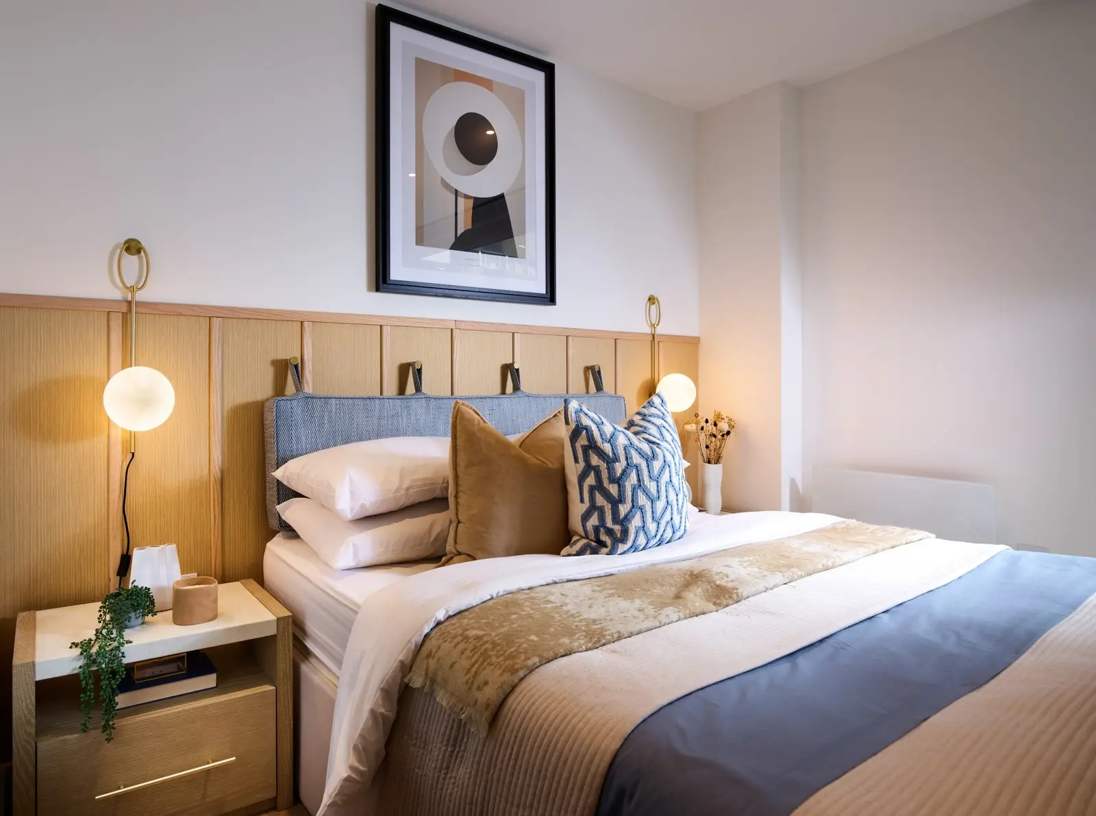 Swan-Apartment_Bedroom