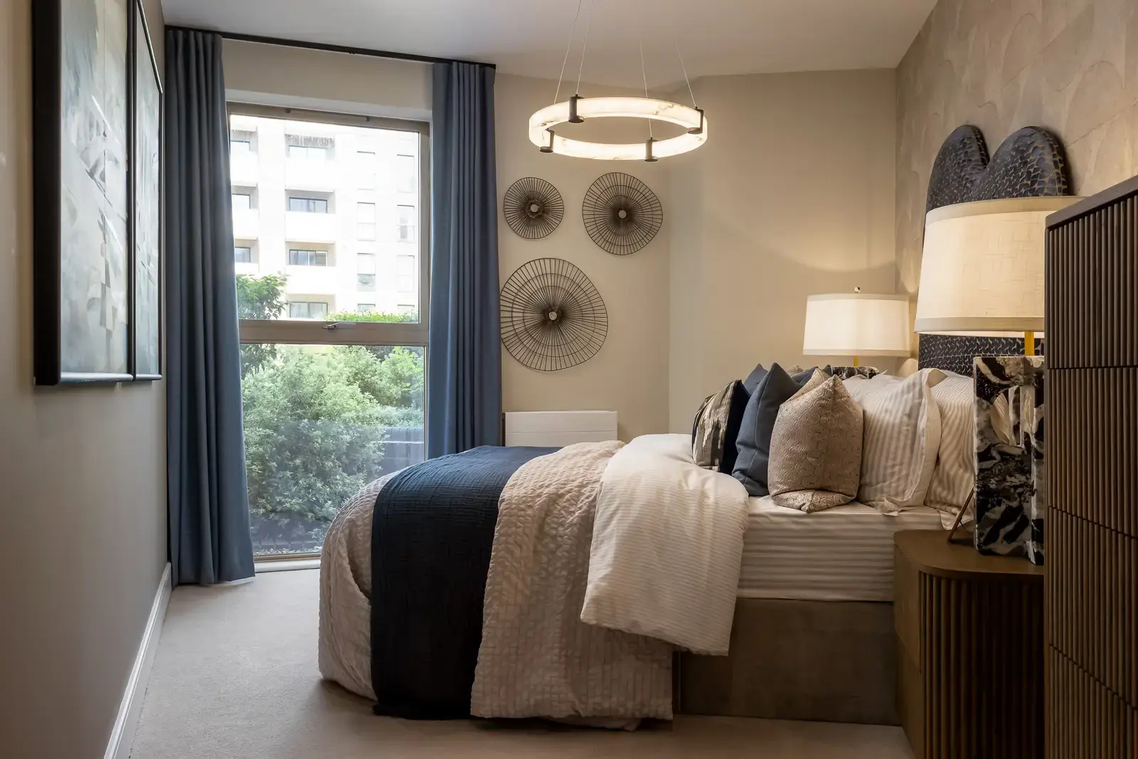 Thames_Show_Apartment_Bedroom_2