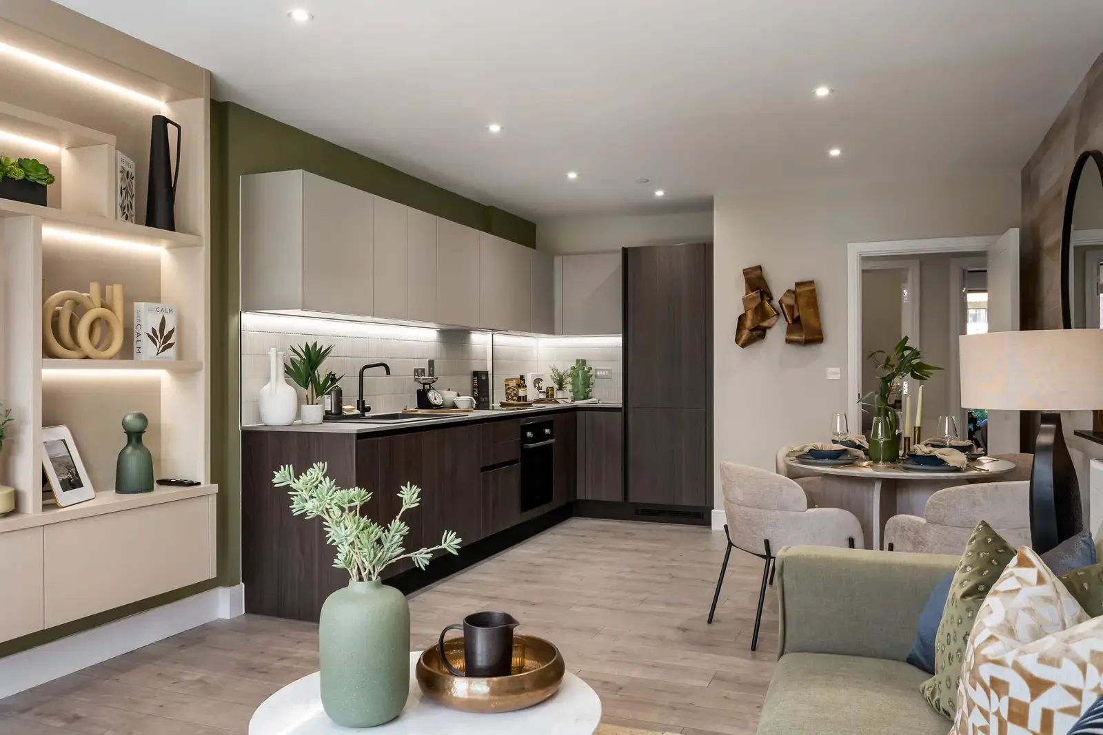 Thames_Show_Apartment_Kitchen_from_Living_Room