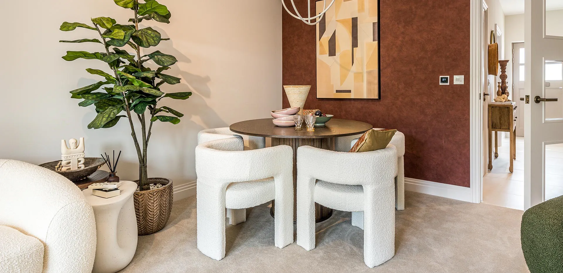 sunninghill-square_3-bed-showhome_interior_dining-1