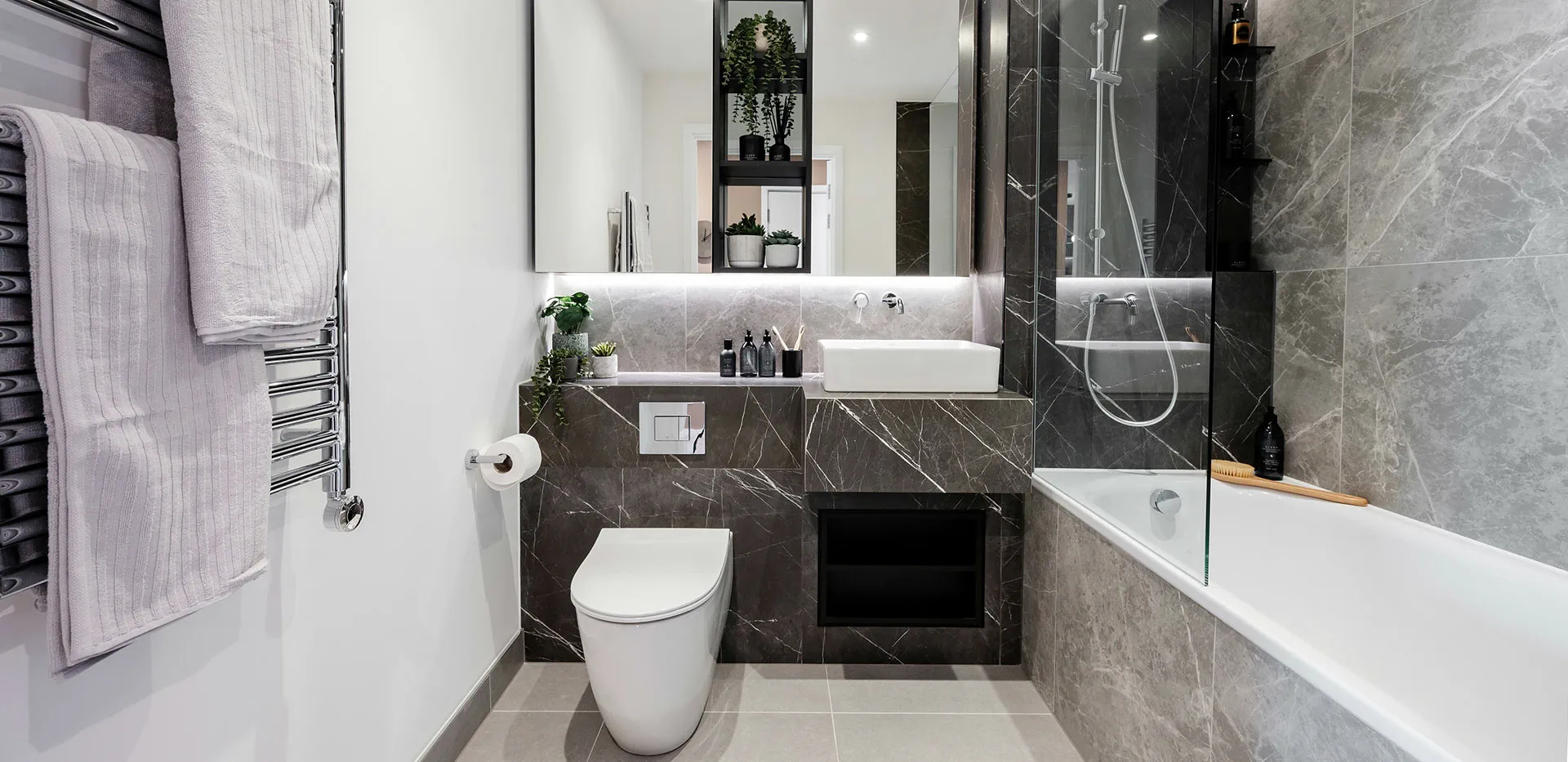 the-eight-gardens_gallery_one-bedroom-showhome_bathroom_30082023
